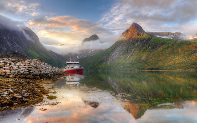 Docked boat mountains clouds sunset free wallpaper for desktop - medium preview image