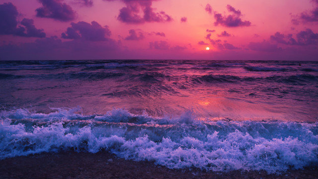 Sunset ocean waves shore city free wallpaper for desktop - medium preview image