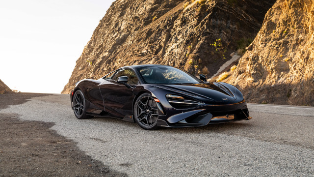 Black sports car mountain cliff free wallpaper for desktop - medium preview image