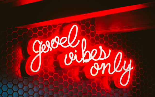 Neon sign good vibes honeycombs free wallpaper for desktop - medium preview image