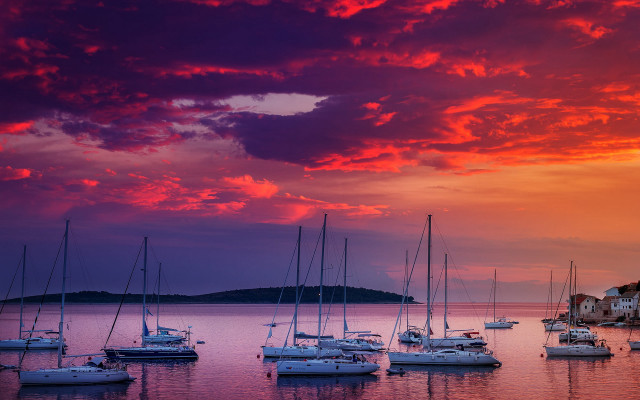 Boats water clouds sunset cityscape free wallpaper for desktop - medium preview image