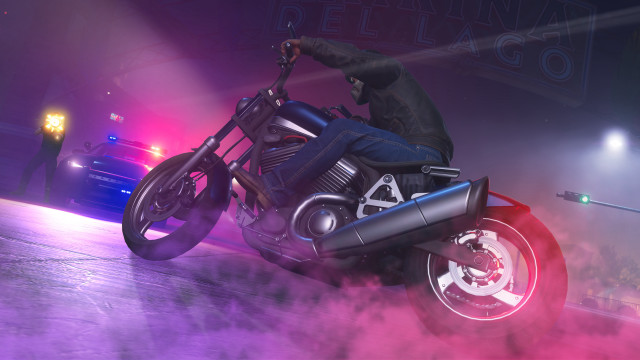 Man motorcycle stage crowd police free wallpaper for desktop - medium preview image