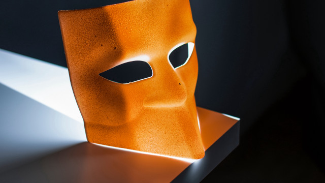 Mask table light abstract sculpture free wallpaper for desktop - medium preview image