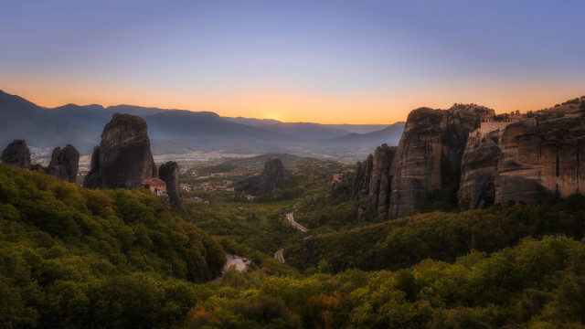 Scenic valley mountains sunset village free wallpaper for desktop - medium preview image