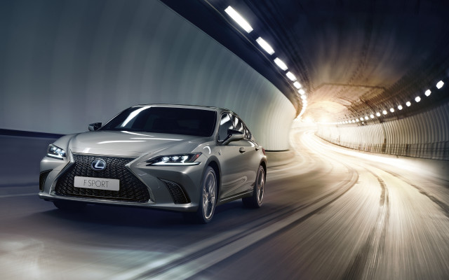 Silver car tunnel night lights free wallpaper for desktop - medium preview image