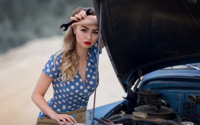 Woman lipstick car engine serious free wallpaper for desktop - medium preview image
