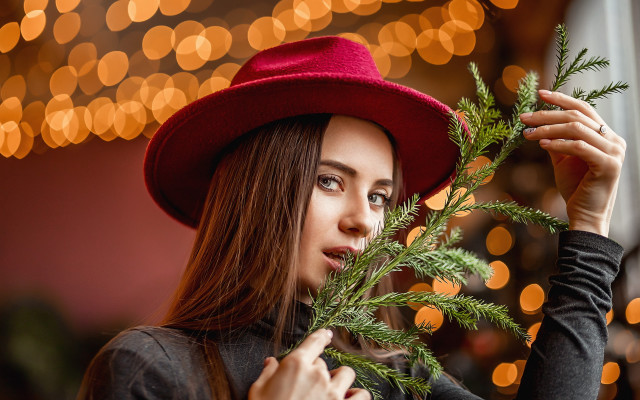 Woman red hat green plant free wallpaper for desktop - medium preview image
