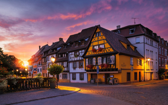 Sunset street building fence clouds free wallpaper for desktop - medium preview image