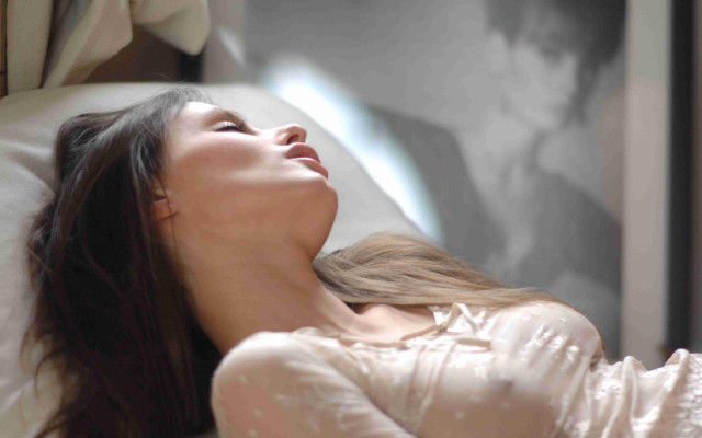 Woman bed lying eyes closed free wallpaper for desktop - medium preview image