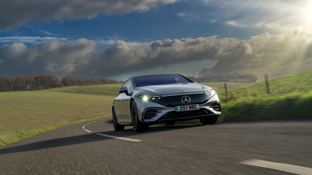 Silver car green field tilt free wallpaper for desktop - medium preview image