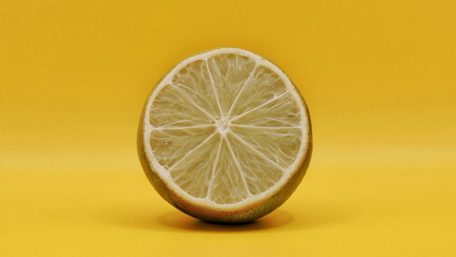Lemon half shadow minimalist yellow free wallpaper for desktop - medium preview image