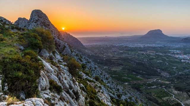 Sunset mountain valley city trees free wallpaper for desktop - medium preview image