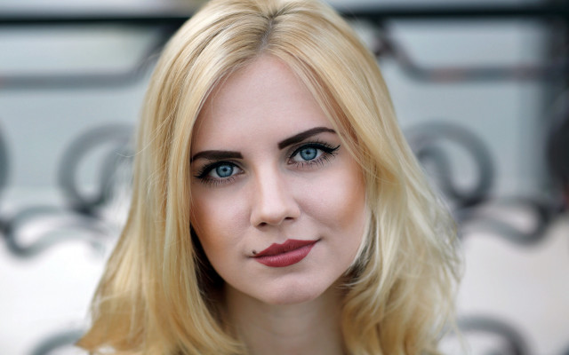 Blonde blue eyed woman portrait #4 free wallpaper for desktop - medium preview image