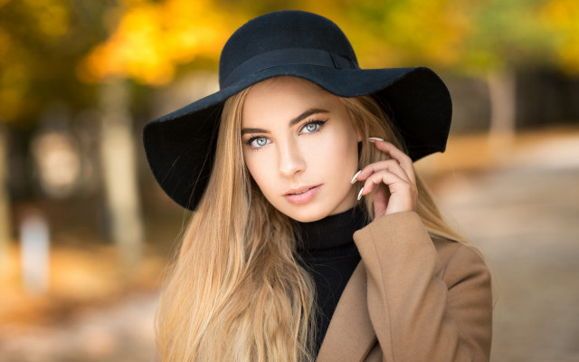 Woman hat phone coat blonde free wallpaper for desktop - medium preview image