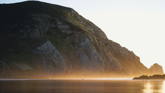 Mountain water boat light naturalism free wallpaper for desktop - medium preview image