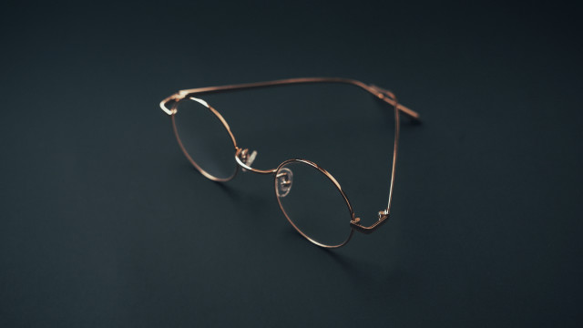 Glasses table black background heart free wallpaper for desktop - medium preview image