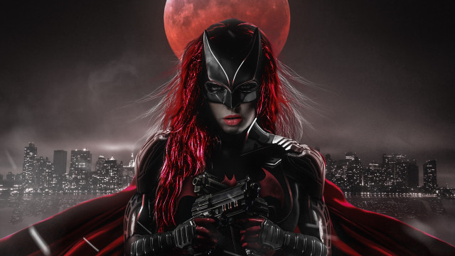 Woman red cape gun city free wallpaper for desktop - medium preview image