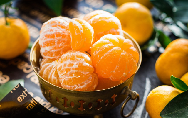 Bowl oranges table book leaves free wallpaper for desktop - medium preview image