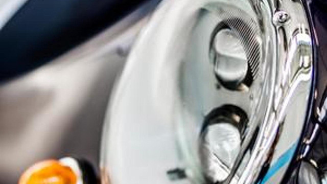 Car wheel brake lights macro free wallpaper for desktop - medium preview image