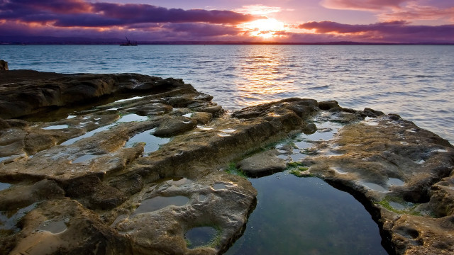 Rock formation water sunset clouds free wallpaper for desktop - medium preview image