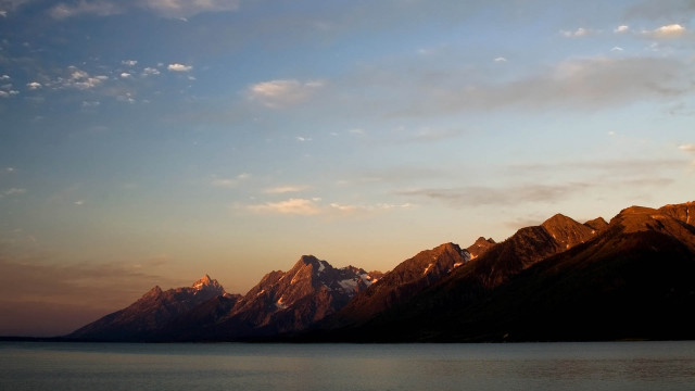 Mountain lake sky clouds dusk free wallpaper for desktop - medium preview image