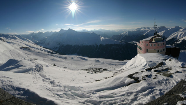 Mountain building snowy sunrise lake free wallpaper for desktop - medium preview image