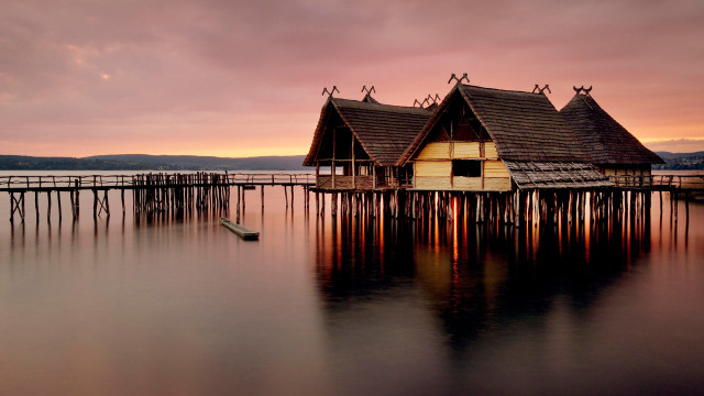 Boat pier house water sunset free wallpaper for desktop - medium preview image