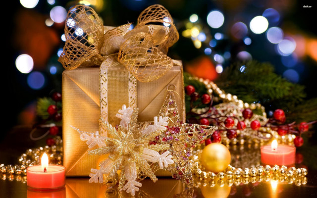 Present box ribbon candle table free wallpaper for desktop - medium preview image