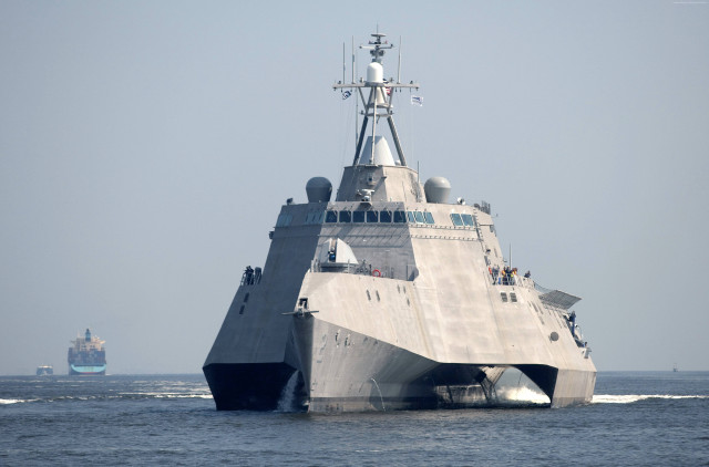 Large gray ship military water free wallpaper for desktop - medium preview image