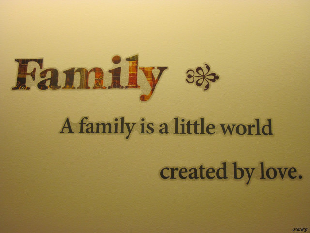 Family love wall folkart crossstitch free wallpaper for desktop - medium preview image