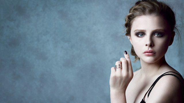 Woman ring cigarette serious aesthetic free wallpaper for desktop - medium preview image