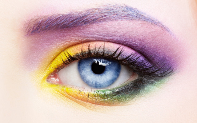 Multicolored eyeliner white eye florianne free wallpaper for desktop - medium preview image