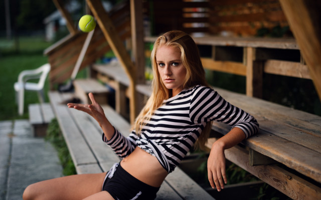 Woman bench tennisball blonde portrait free wallpaper for desktop - medium preview image