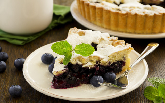 Blueberry pie whipped cream milk free wallpaper for desktop - medium preview image