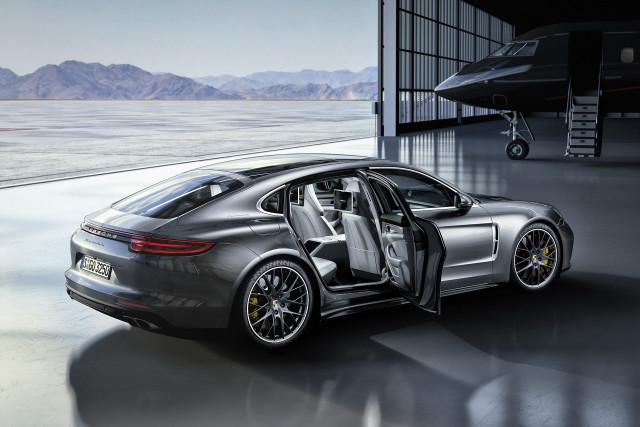 Silver porsche panamer garage jet free wallpaper for desktop - medium preview image
