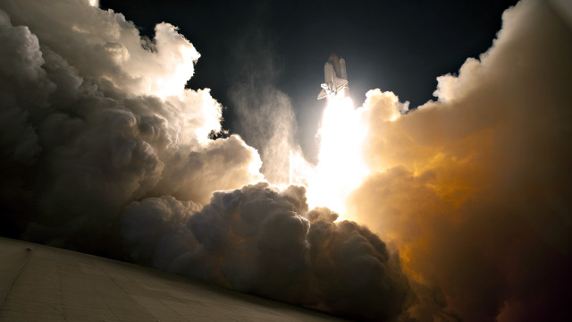 Space shuttle clouds night sky free wallpaper for desktop - medium preview image