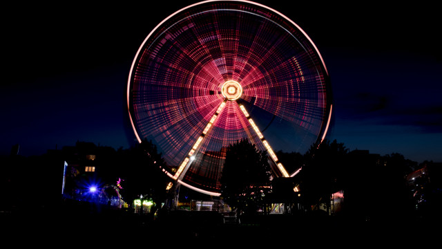 Ferris wheel night cityscape reflection #2 free wallpaper for desktop - medium preview image