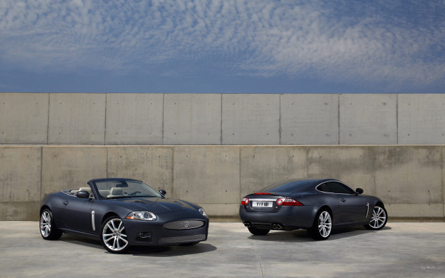 Black sports cars parking lot free wallpaper for desktop - medium preview image