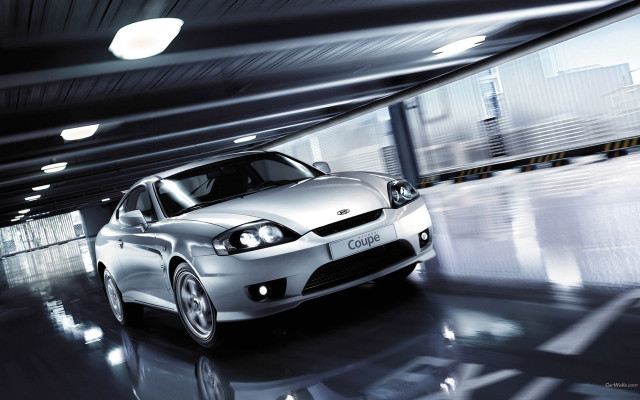 Silver car tunnel parking garage free wallpaper for desktop - medium preview image