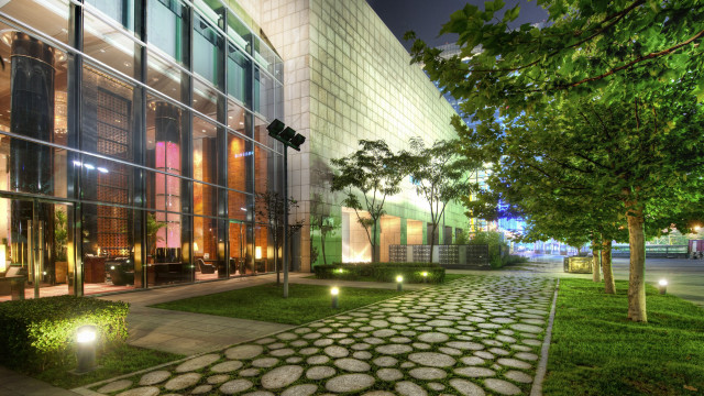 Night cityscape tokyo brickbuilding lights free wallpaper for desktop - medium preview image