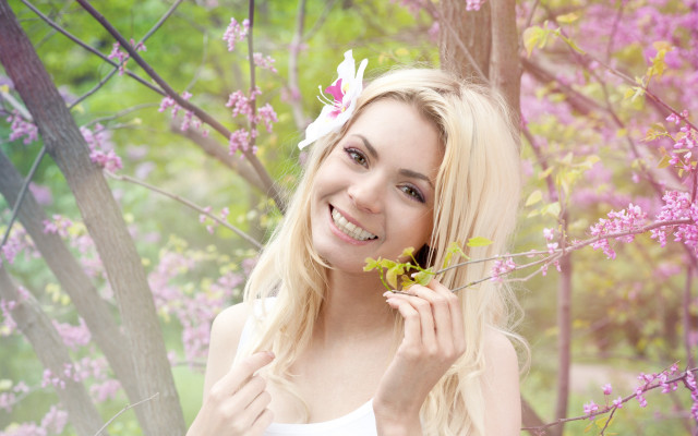Woman flower hair portrait cherry #2 free wallpaper for desktop - medium preview image