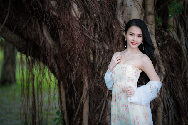 Woman dress tree white jacket free wallpaper for desktop - medium preview image