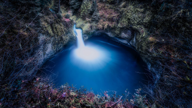 Blue pond waterfall trees night free wallpaper for desktop - medium preview image