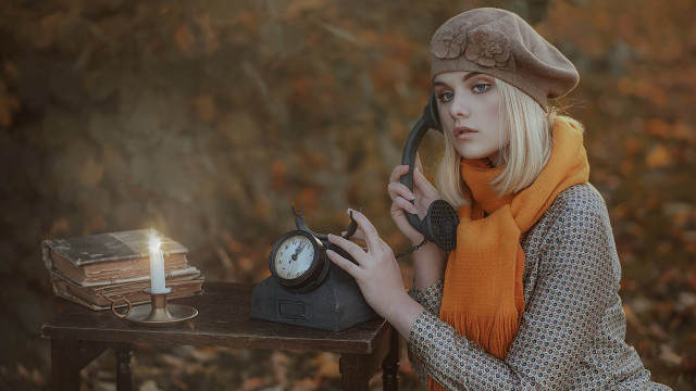 Woman hat scarf clock candle free wallpaper for desktop - medium preview image