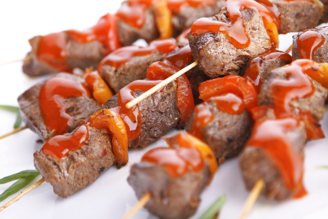 Meat vegetable skewer ketchup white free wallpaper for desktop - medium preview image