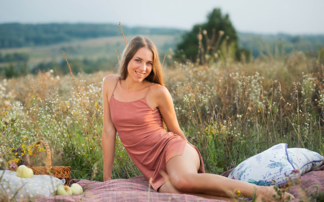 Flower field portrait basket woman free wallpaper for desktop - medium preview image