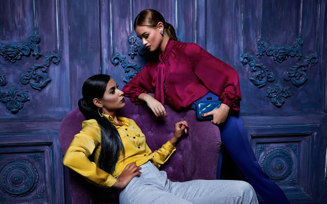 Two women purple chair blue free wallpaper for desktop - medium preview image