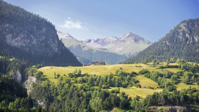 Mountain valley house forest lake free wallpaper for desktop - medium preview image