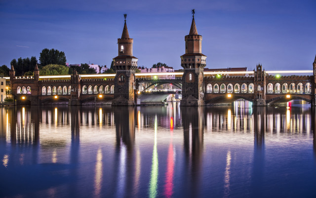 Bridge river train night architecture free wallpaper for desktop - medium preview image