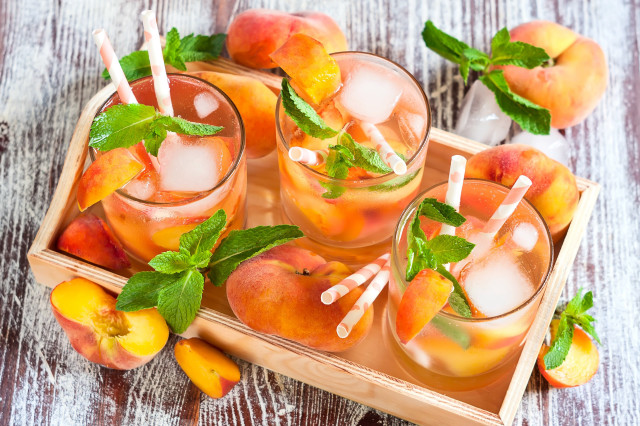 Peaches mint drinks tray summer free wallpaper for desktop - medium preview image